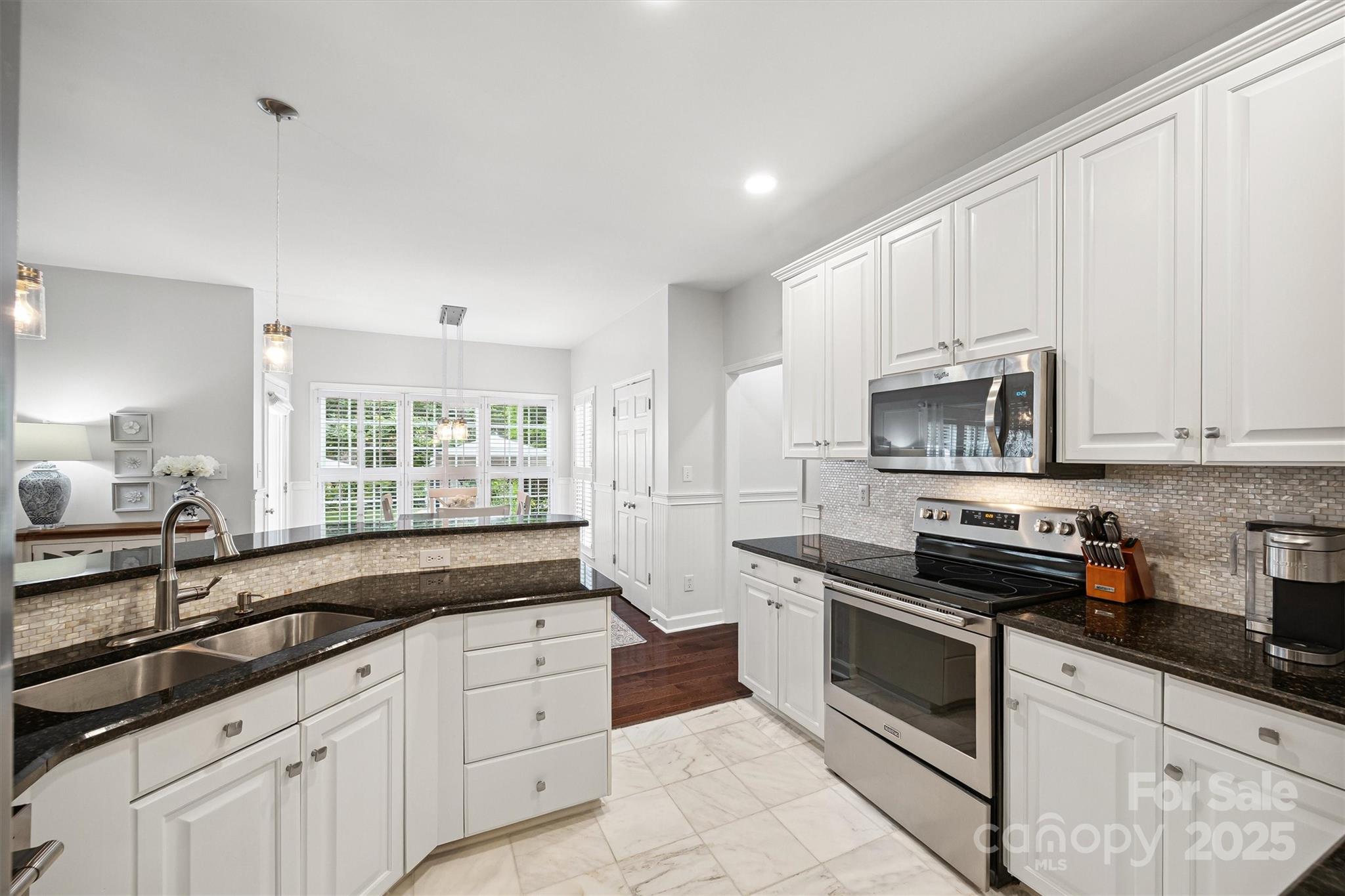 16719 Hampton Crossing Drive