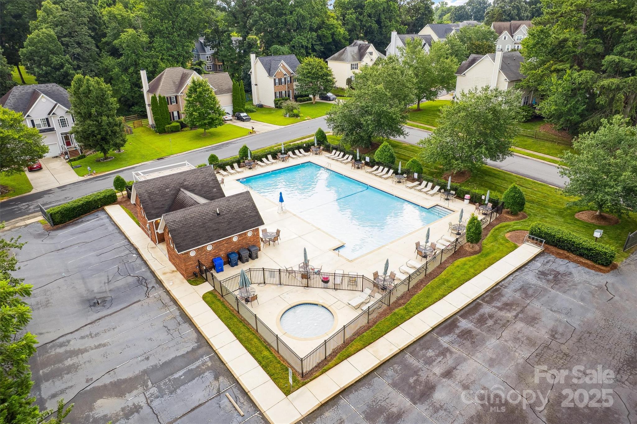 16719 Hampton Crossing Drive