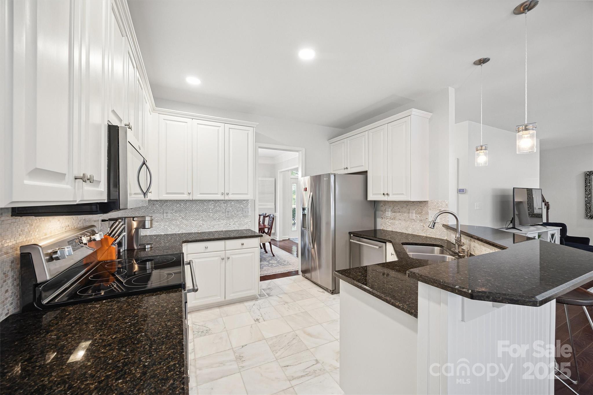 16719 Hampton Crossing Drive