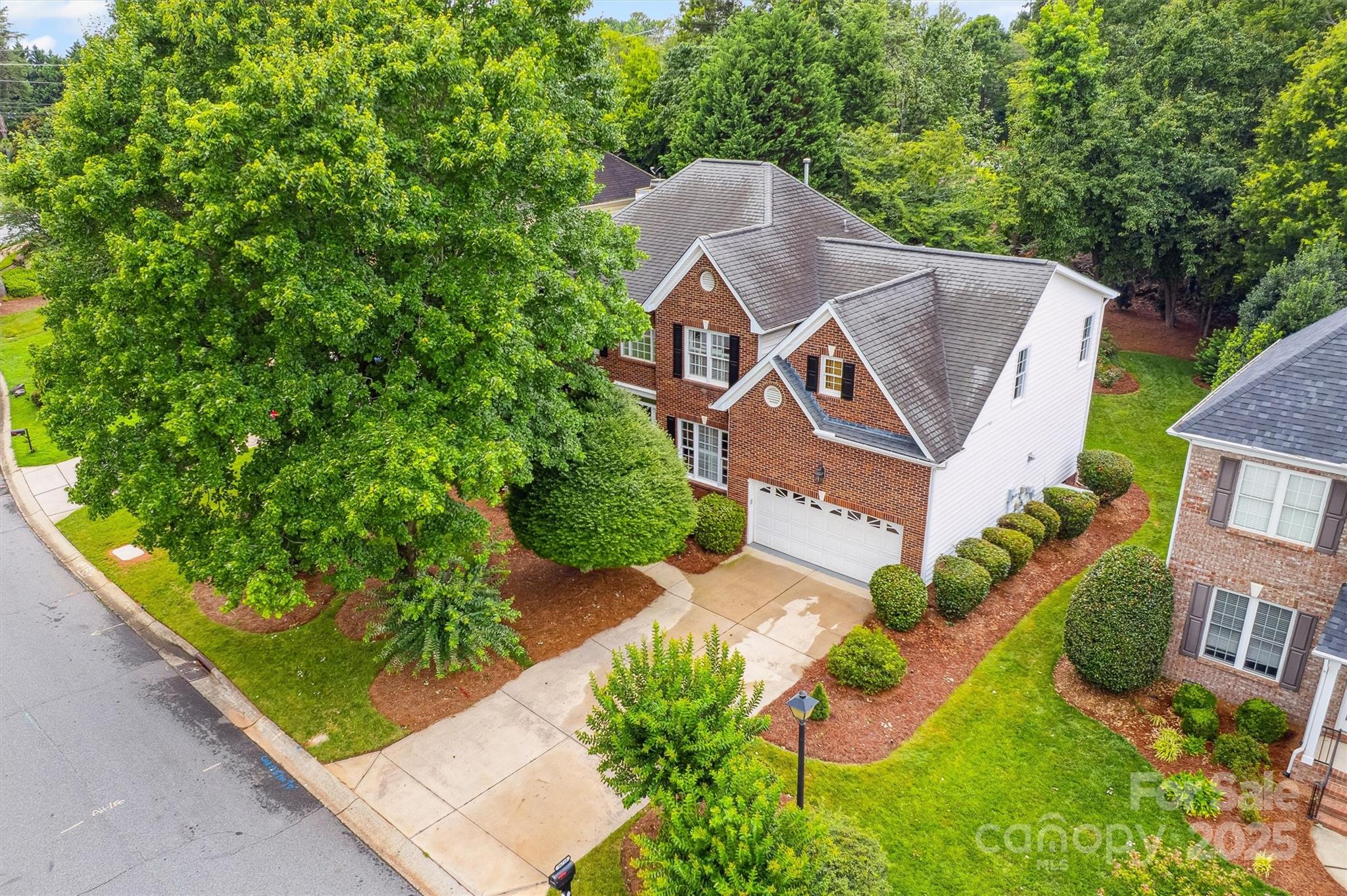 16719 Hampton Crossing Drive