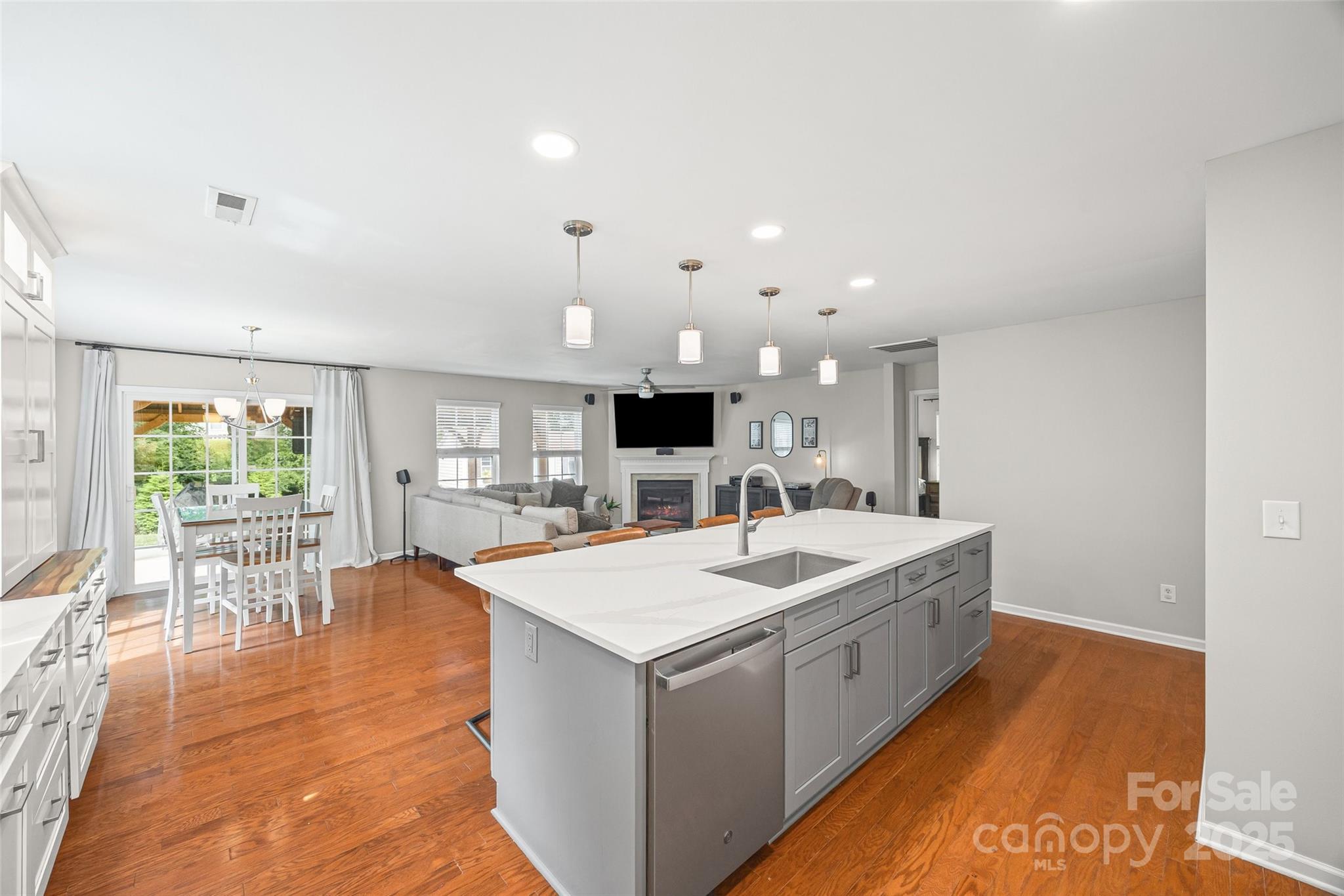 438 Elizabeth Valley Lane
