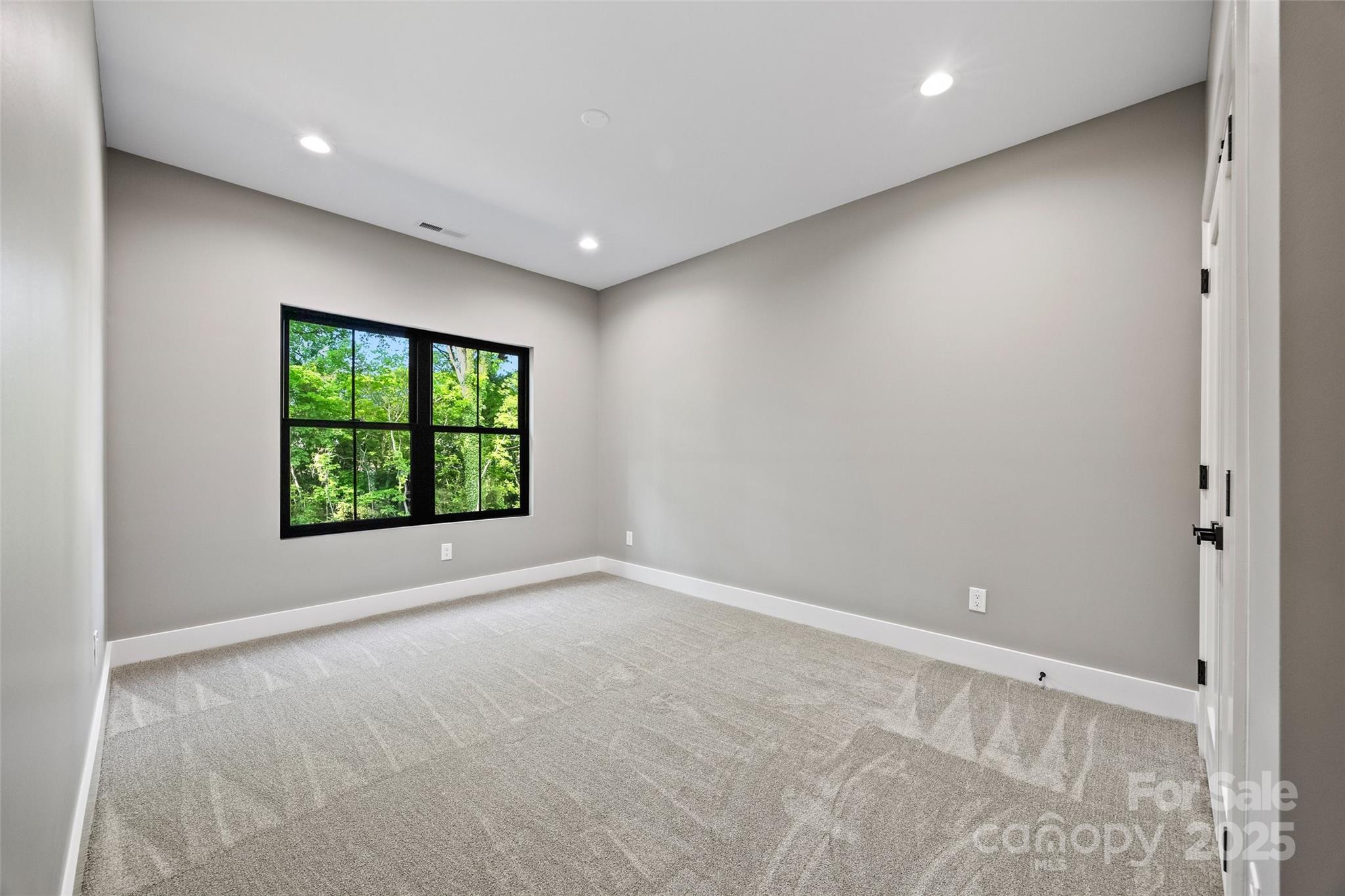 1 Linestowe Drive