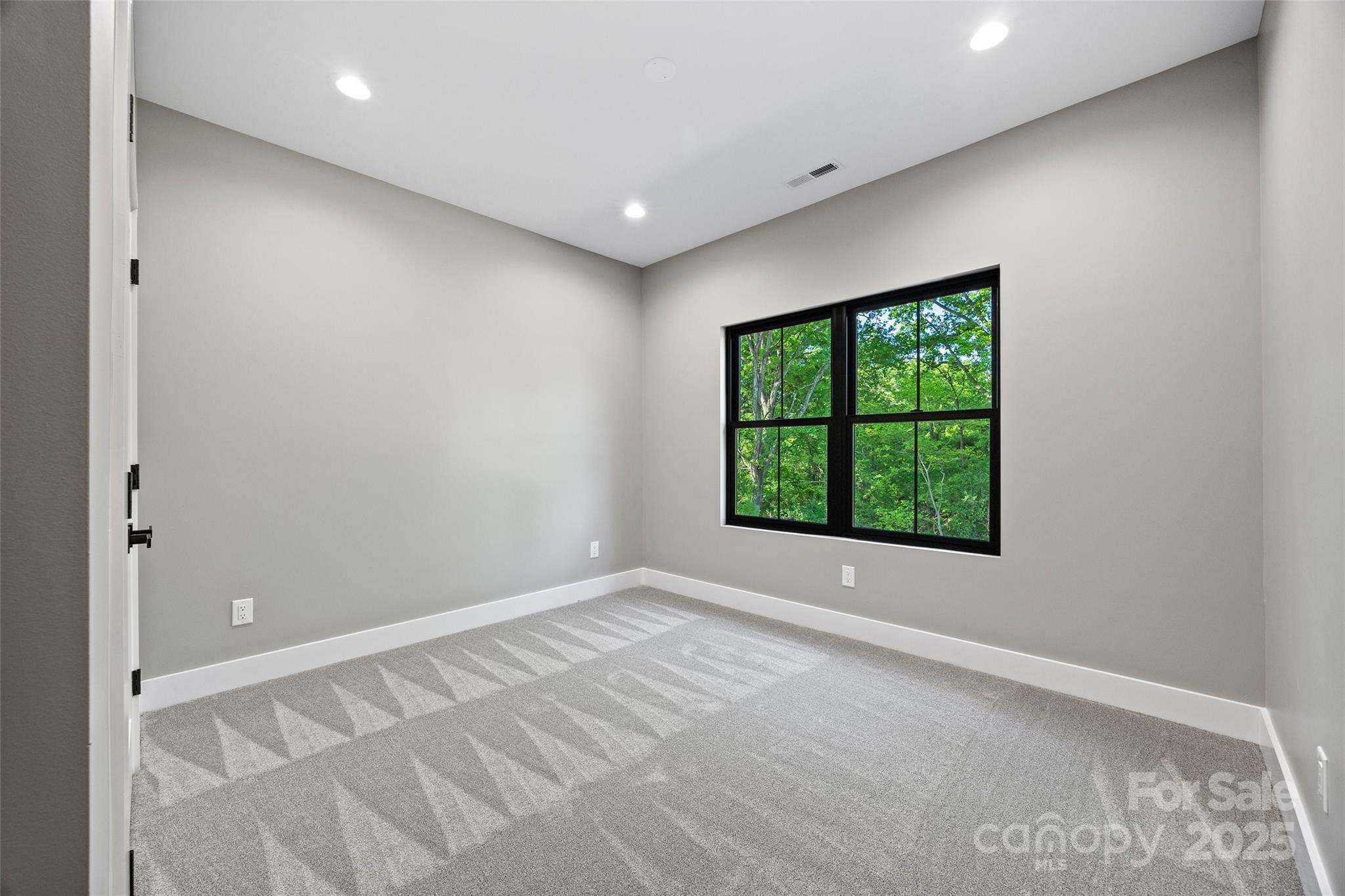 1 Linestowe Drive