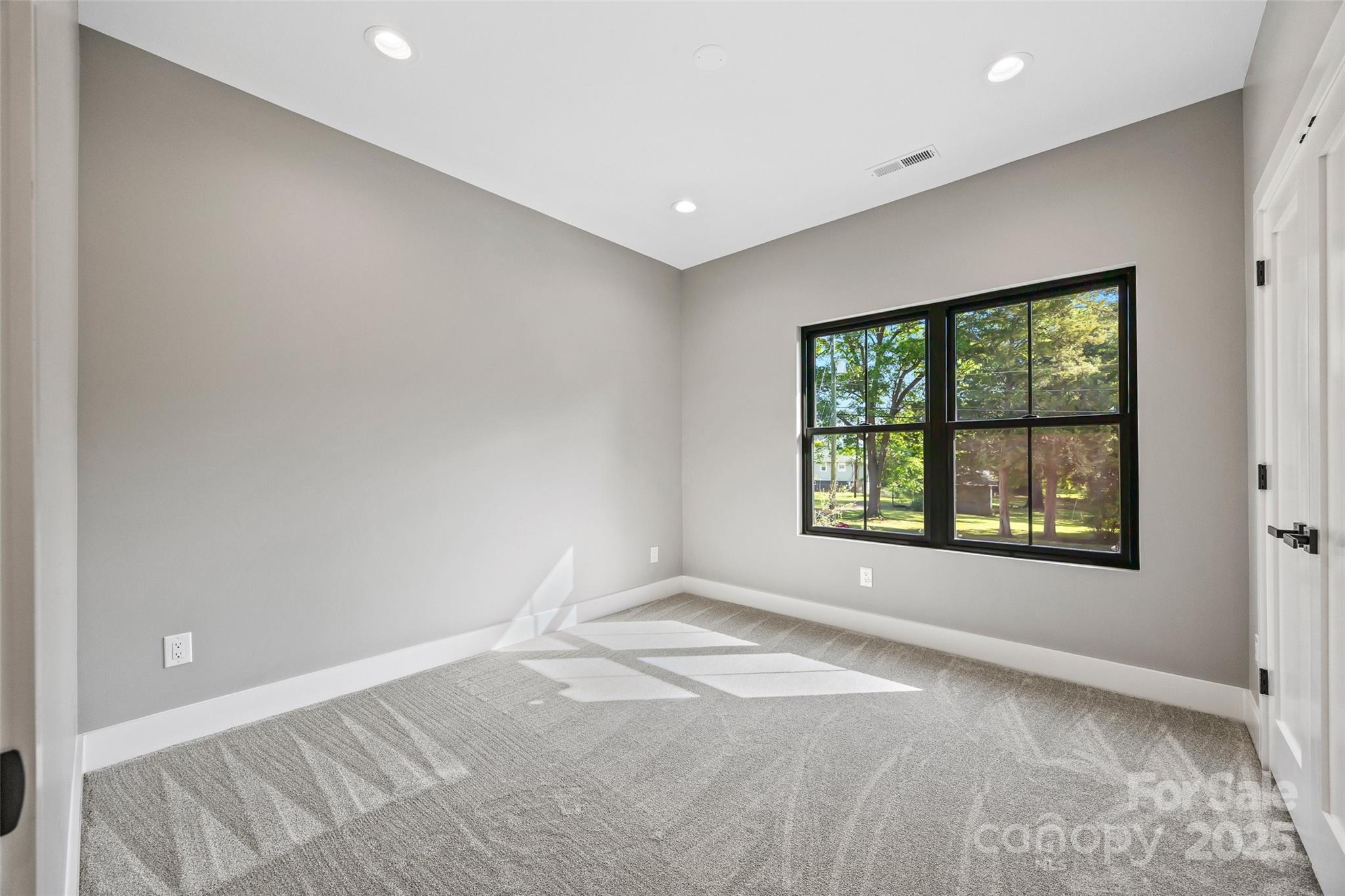 1 Linestowe Drive