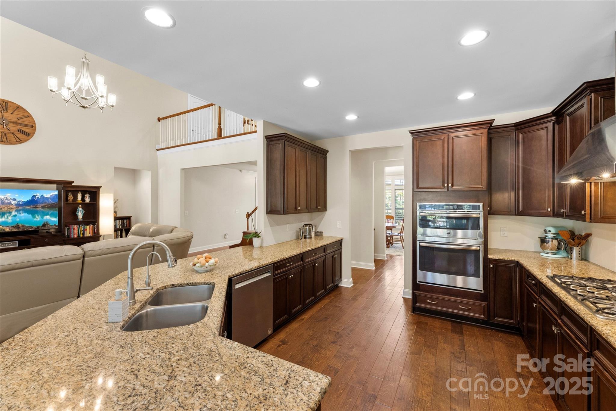 1045 Adkins Road