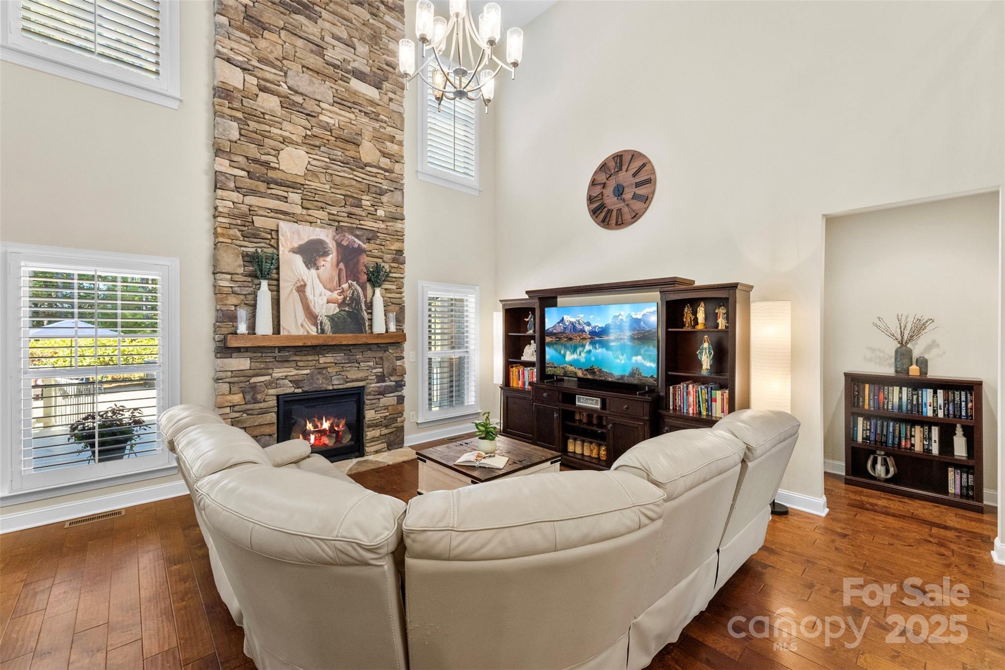 1045 Adkins Road