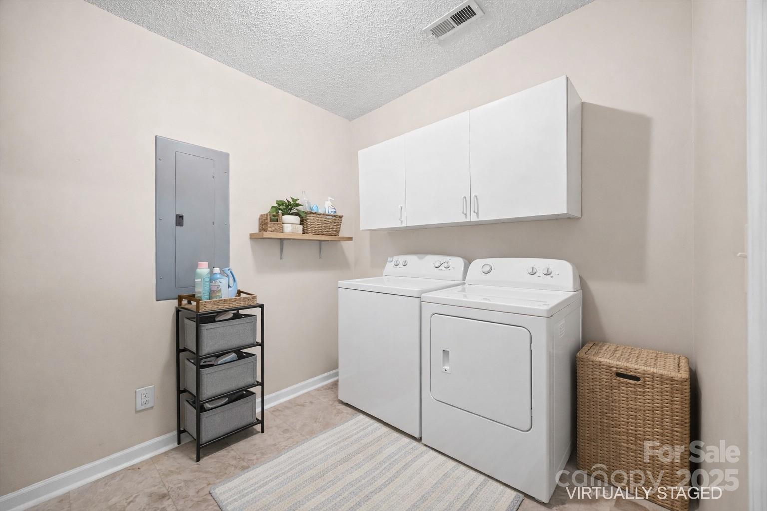 2306 Kestrel Drive