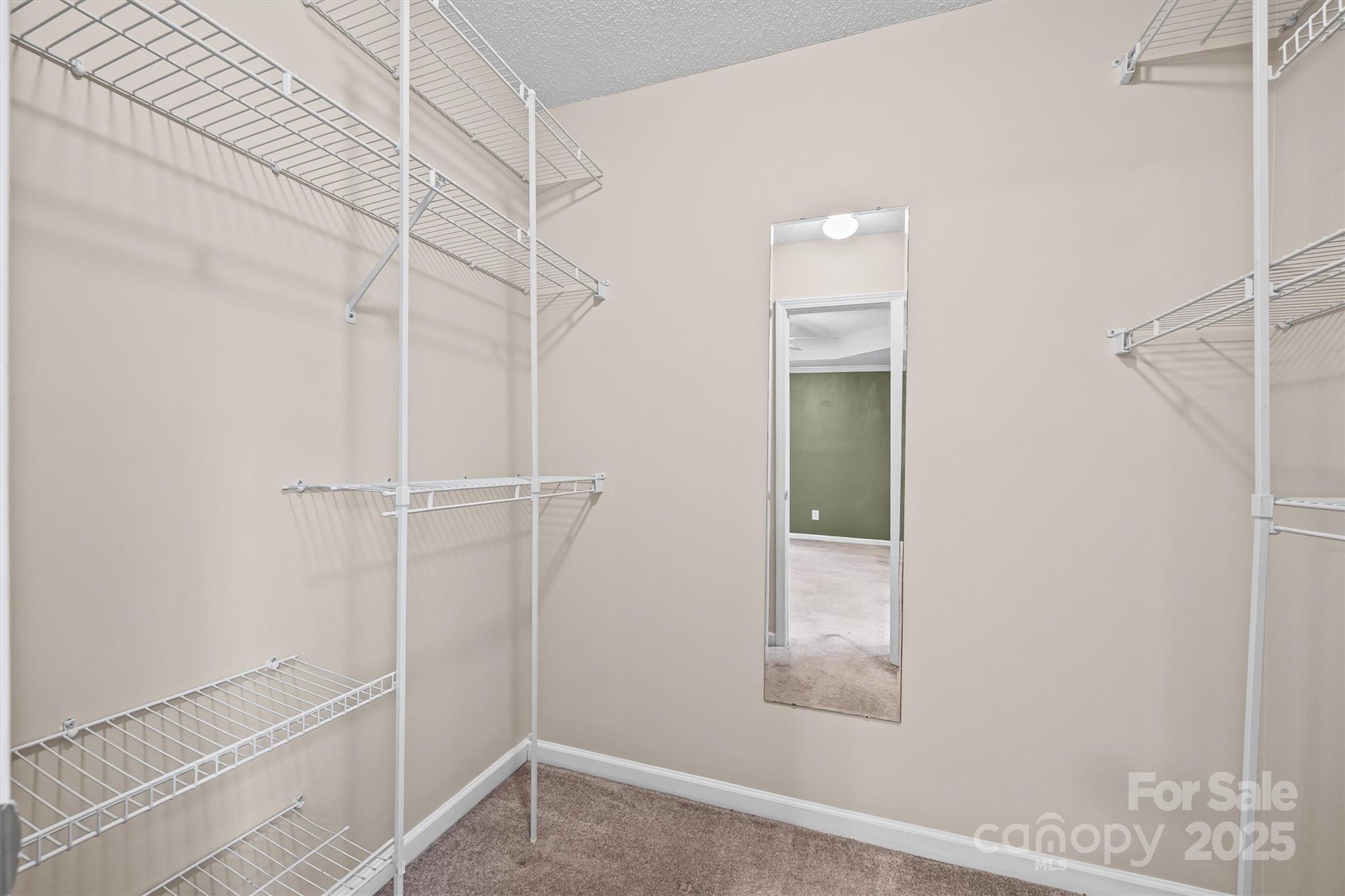 2306 Kestrel Drive