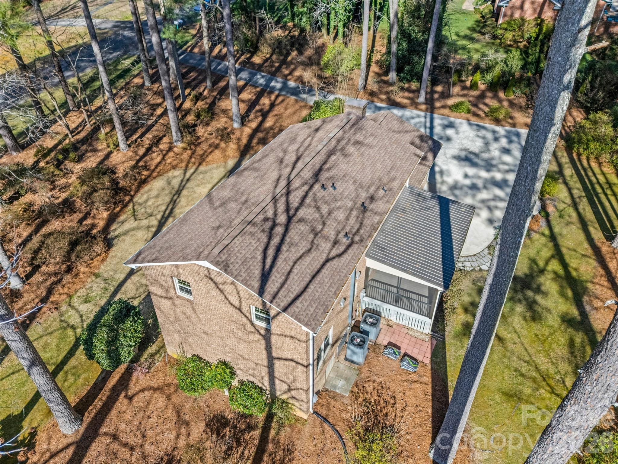 405 Bratton Avenue