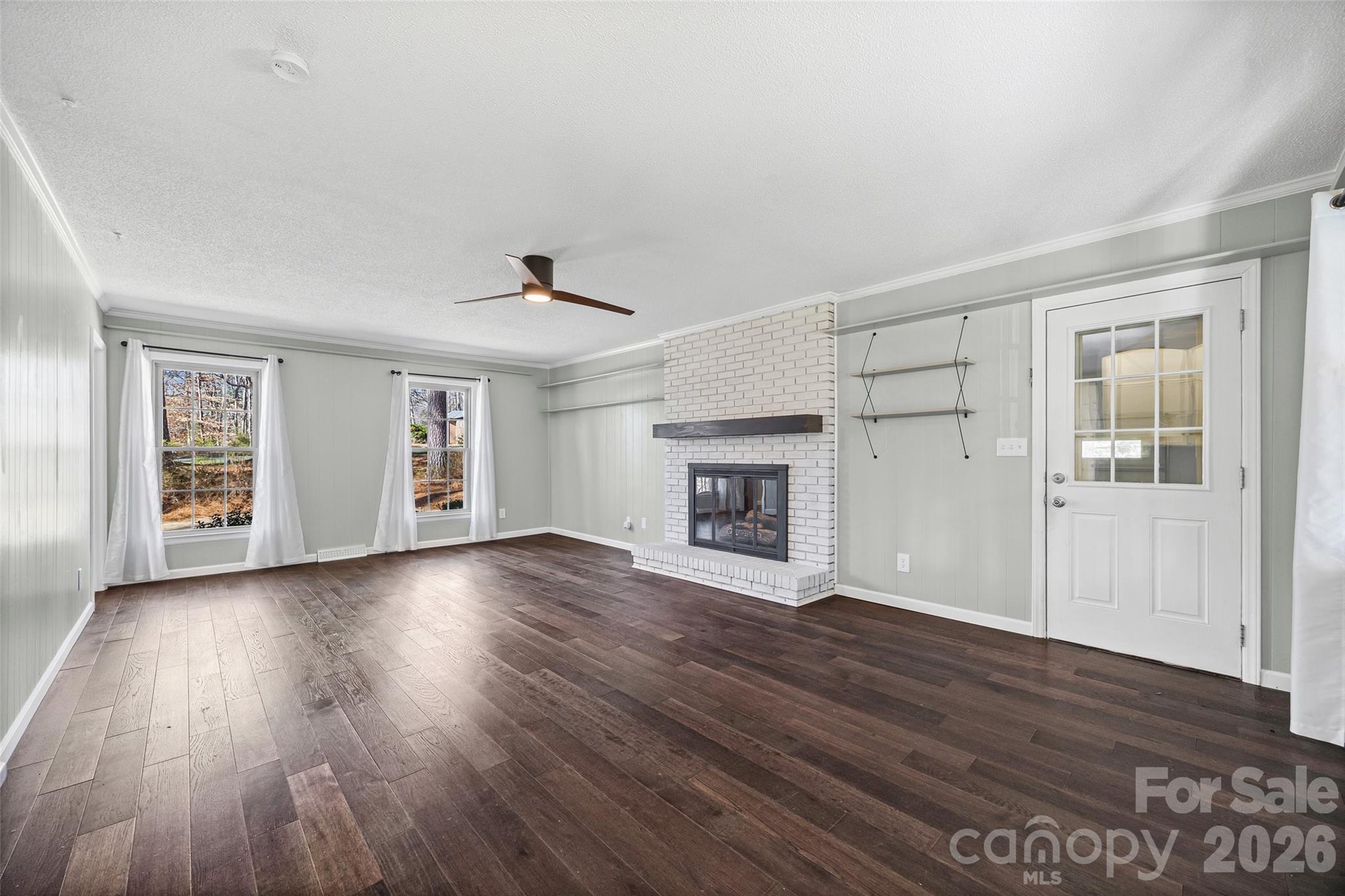 405 Bratton Avenue