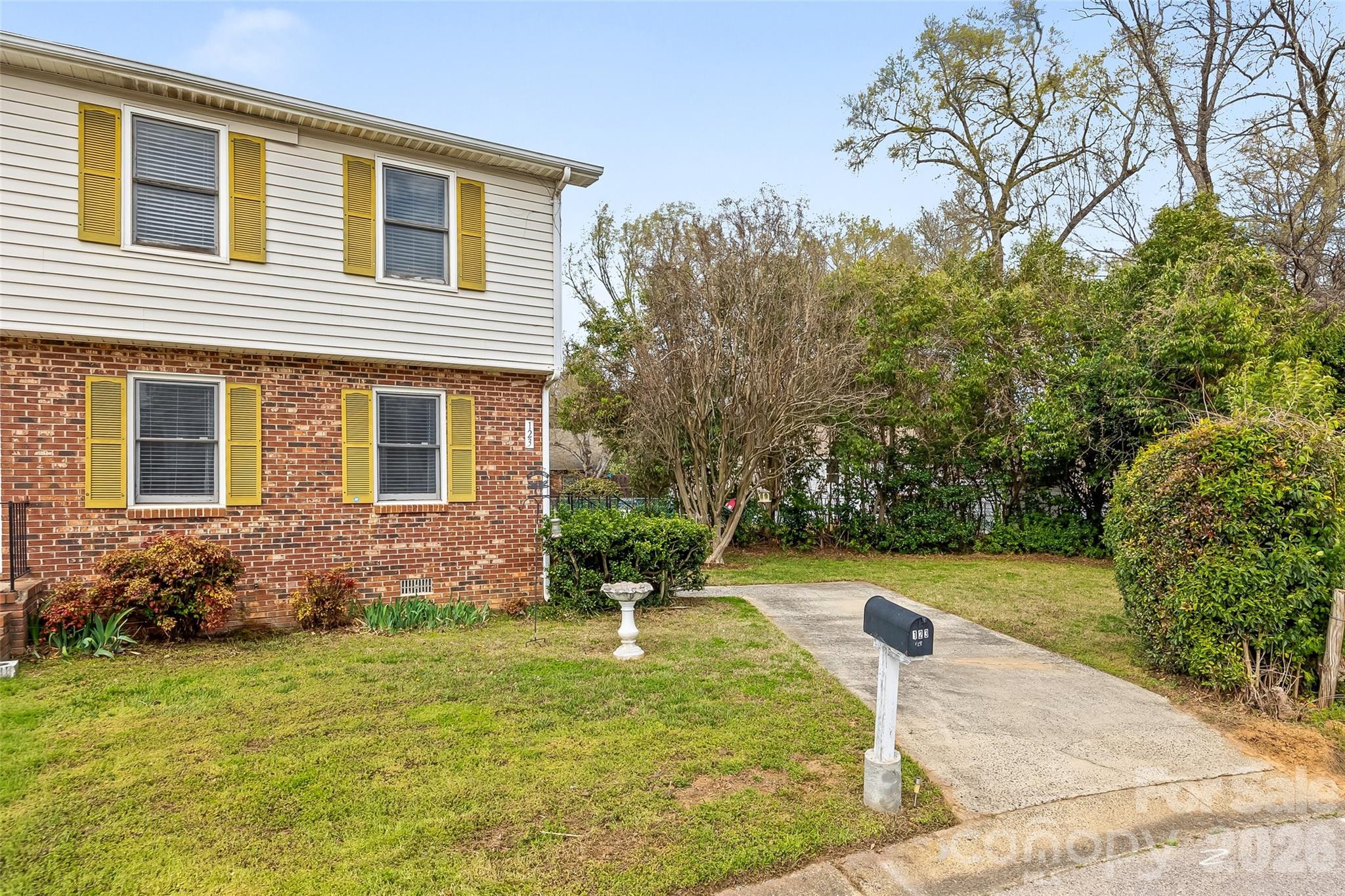 123 Neely Court