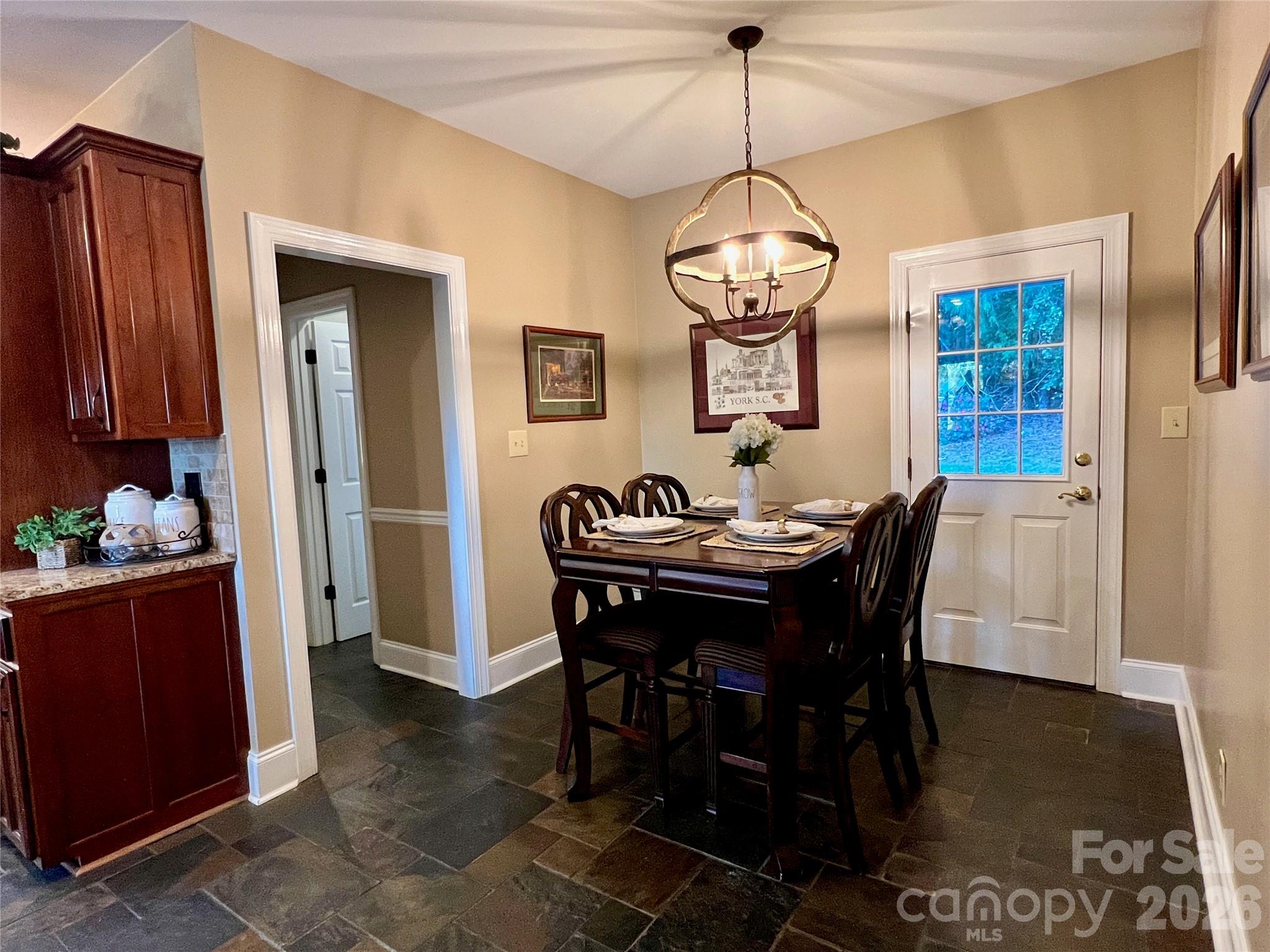 1011 Ratchford Road