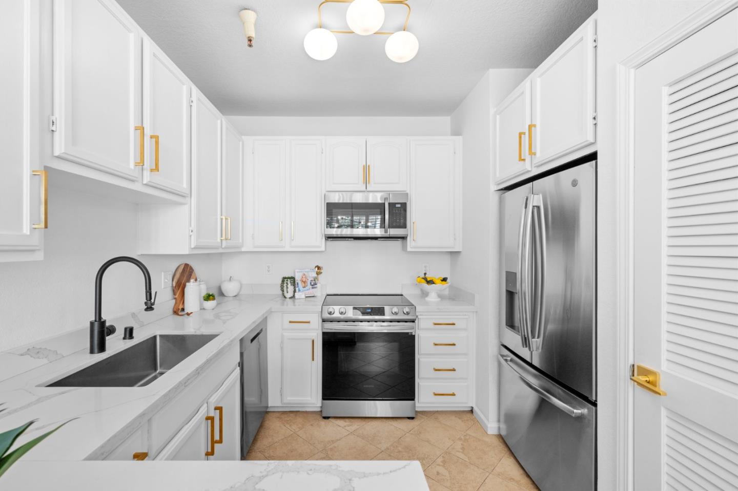 441 Cork Harbour CIR C