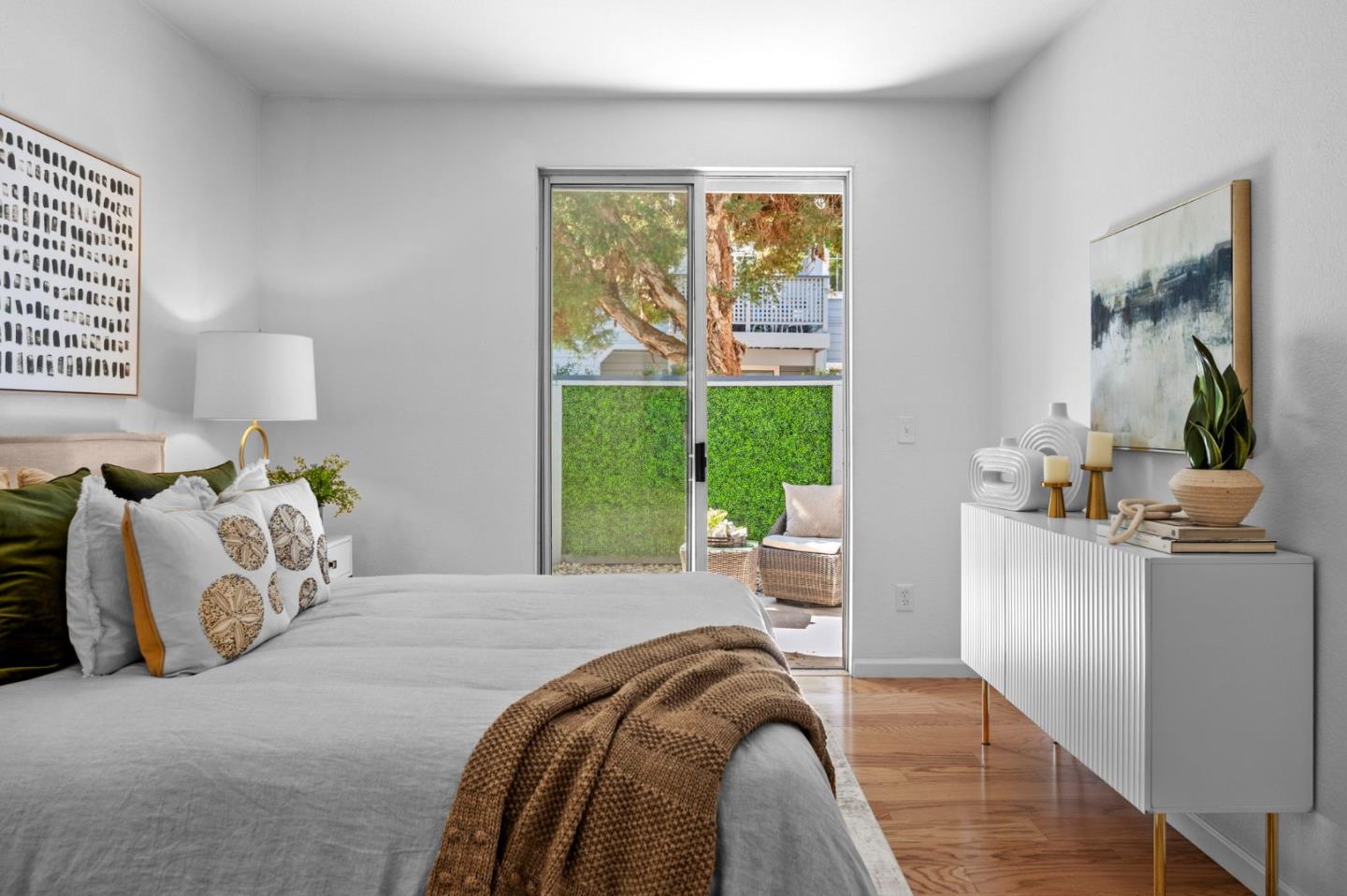 441 Cork Harbour CIR C