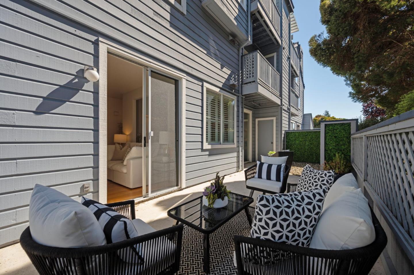 441 Cork Harbour CIR C