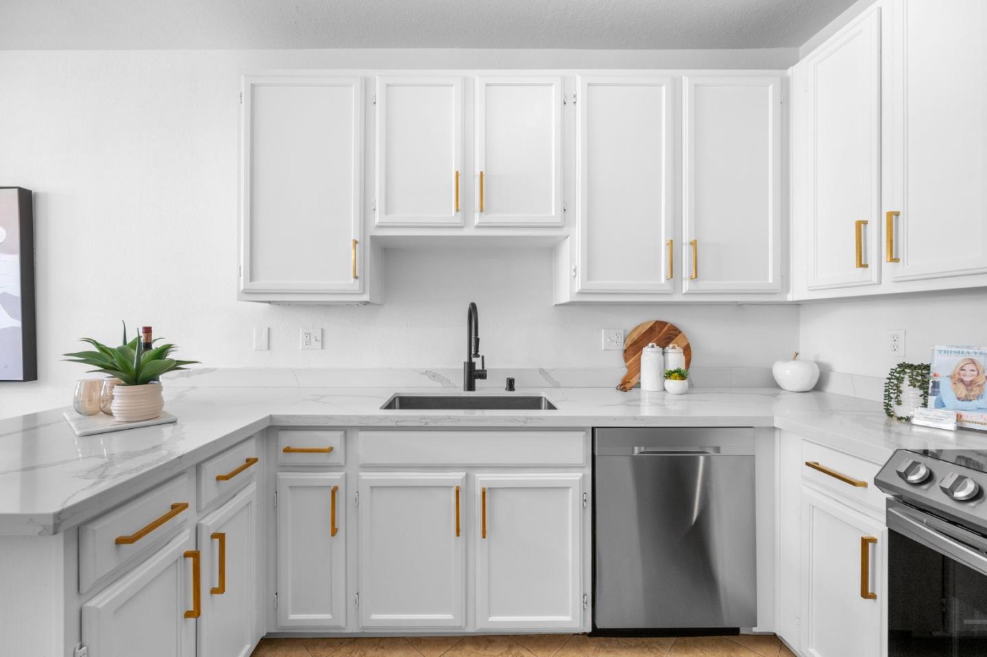 441 Cork Harbour CIR C