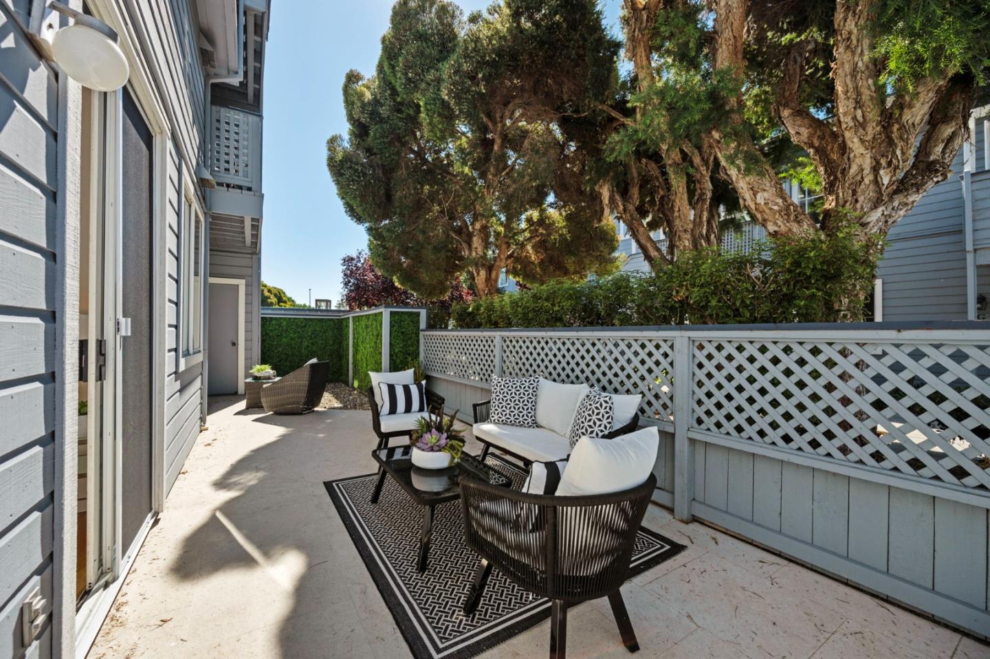 441 Cork Harbour CIR C