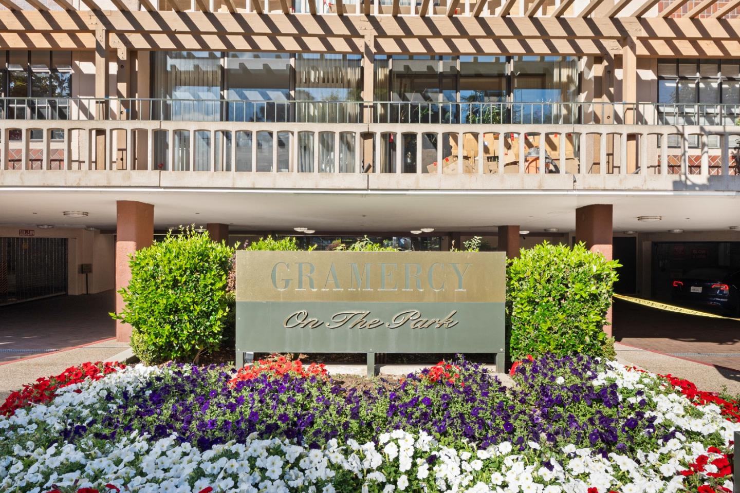 555 Laurel Avenue 324