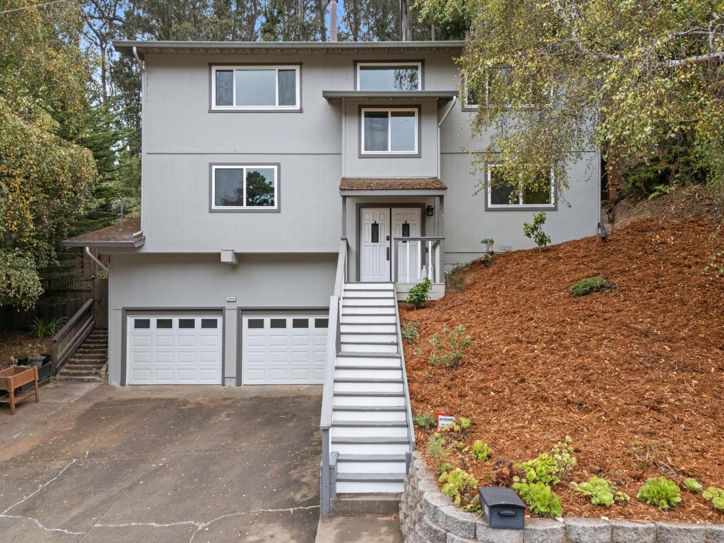 1519 Perez Drive