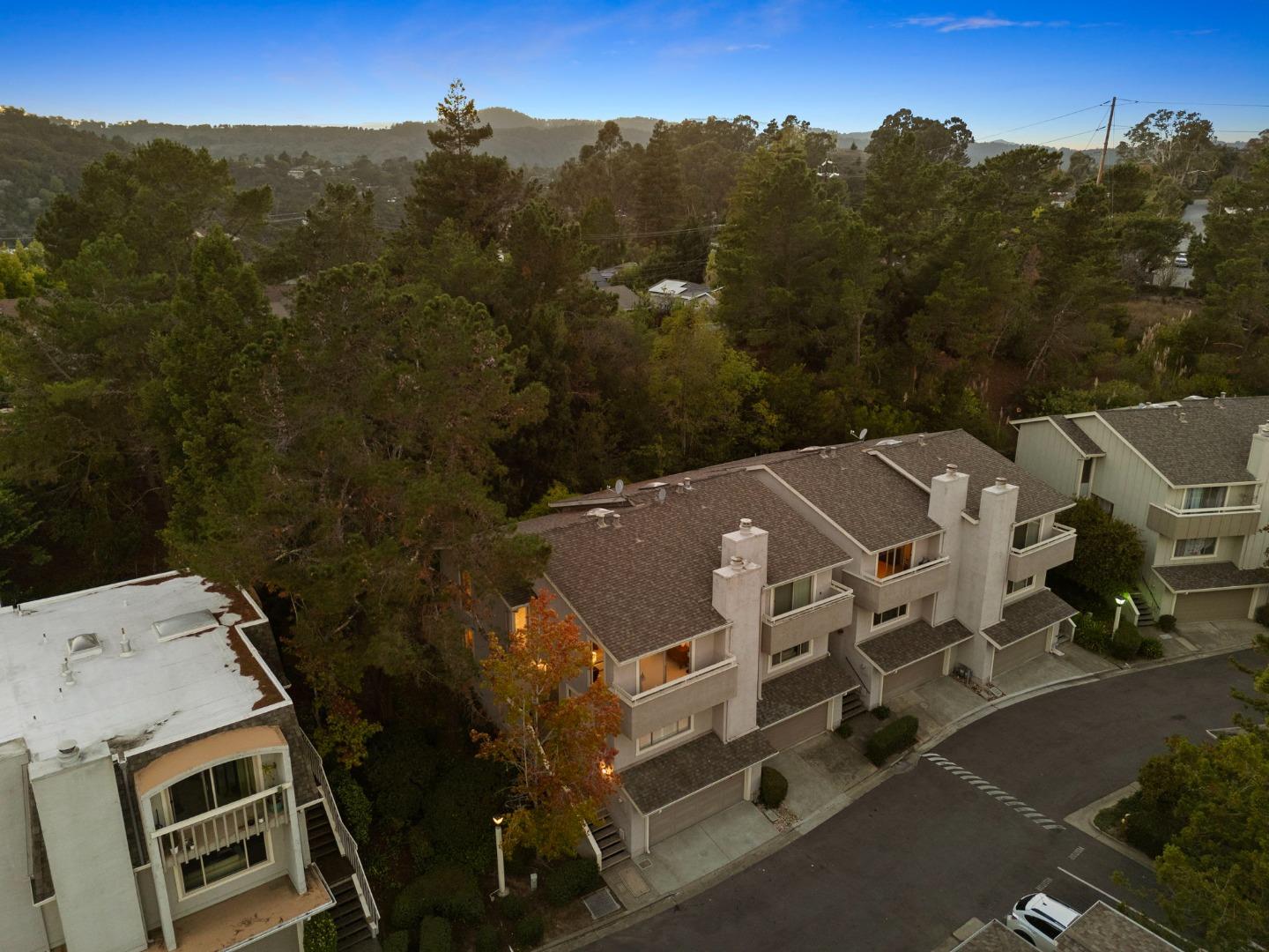 62 Lyonridge Lane
