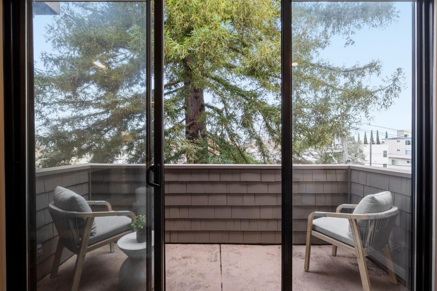 1500 Sherman Avenue 3C