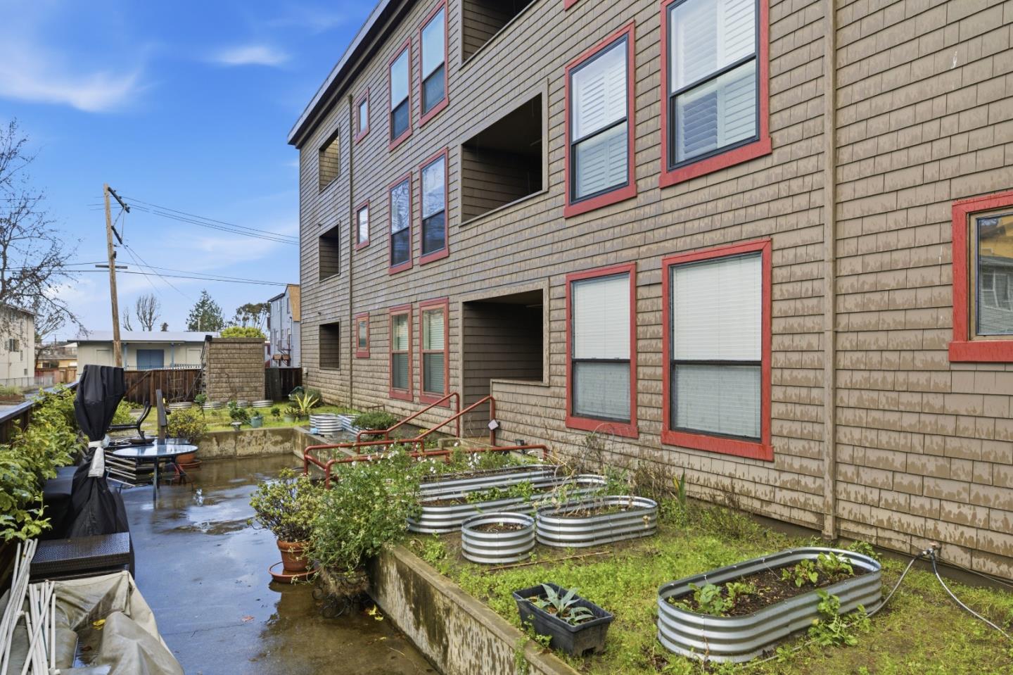 1500 Sherman Avenue 3C