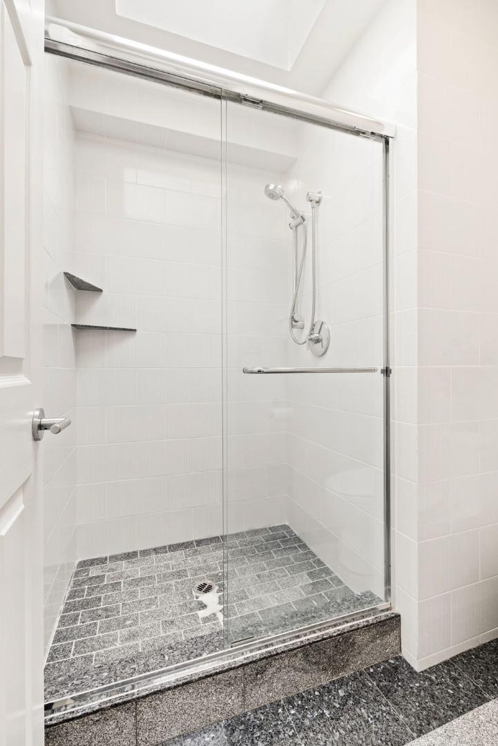 1500 Sherman Avenue 3C