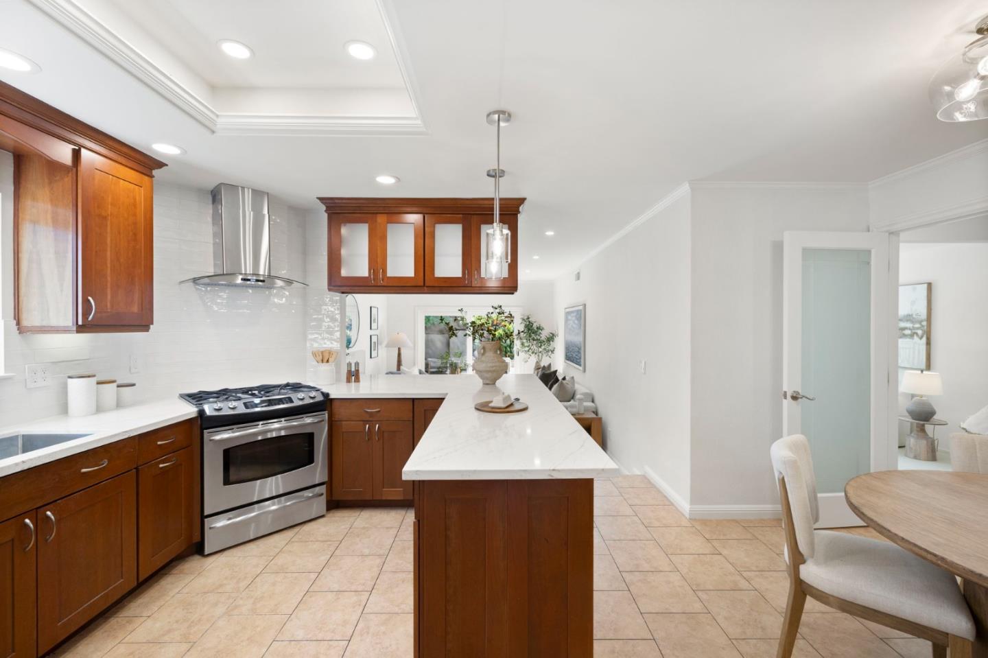 600 Comet Drive