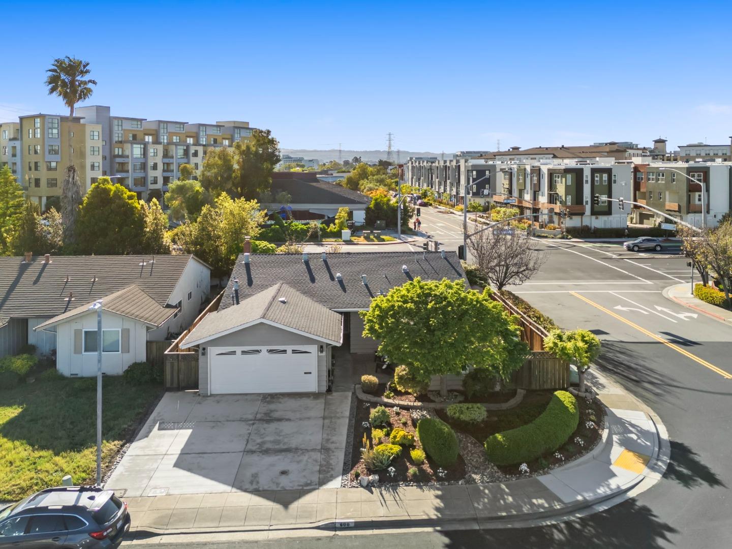 600 Comet Drive