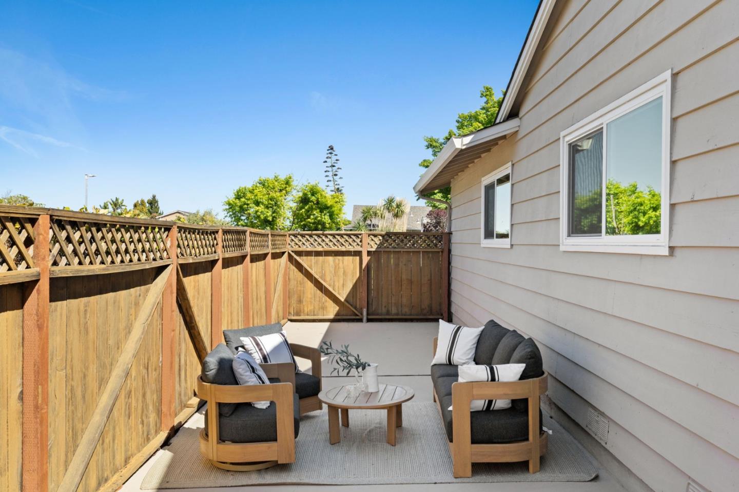 600 Comet Drive