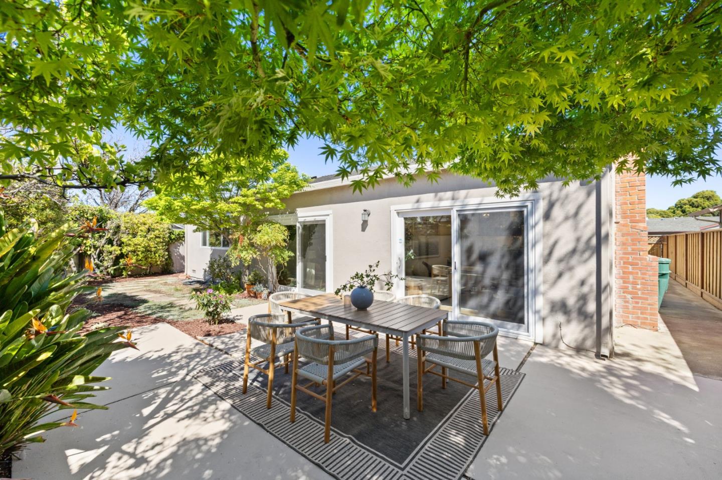 600 Comet Drive