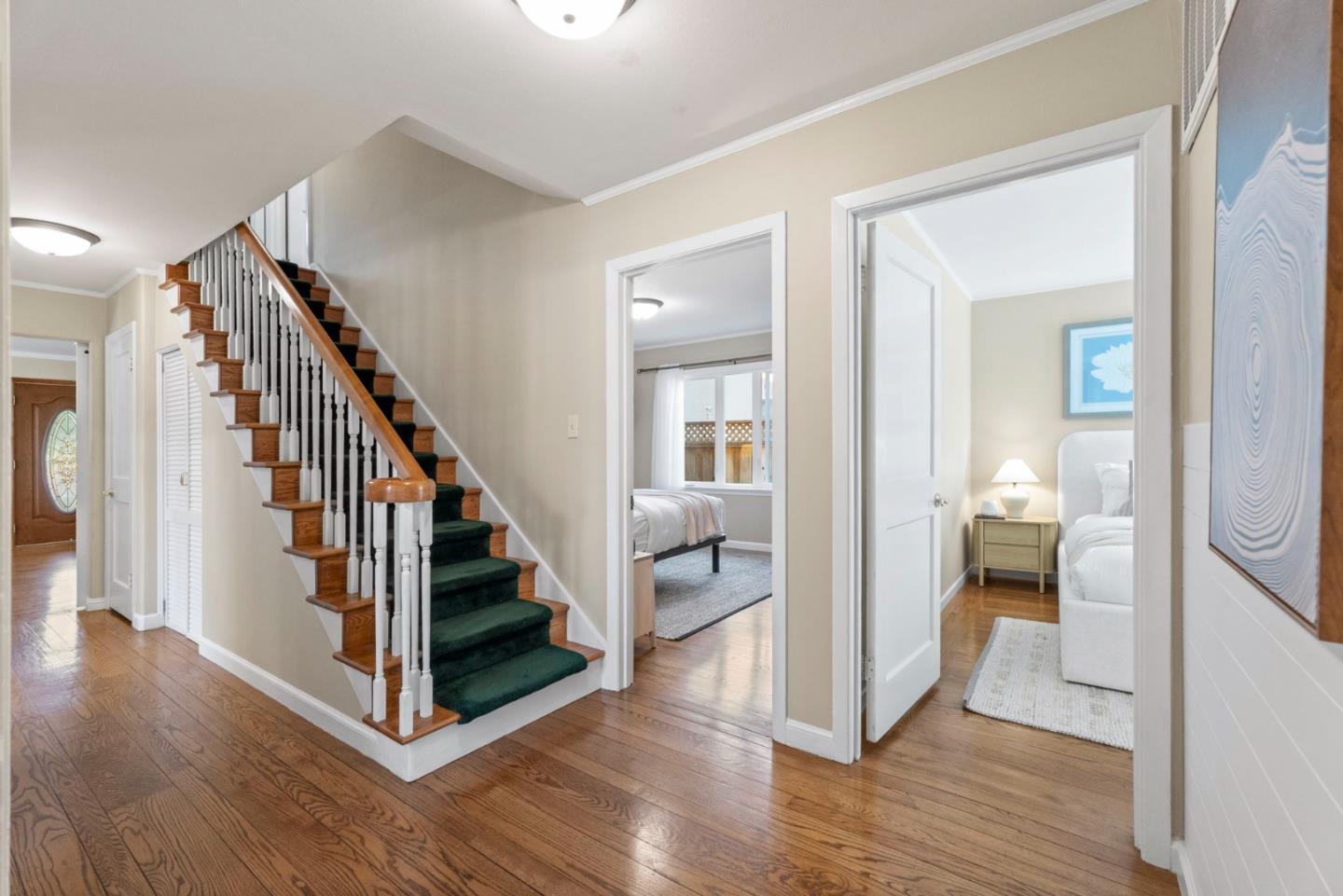 215 Ottawa ST