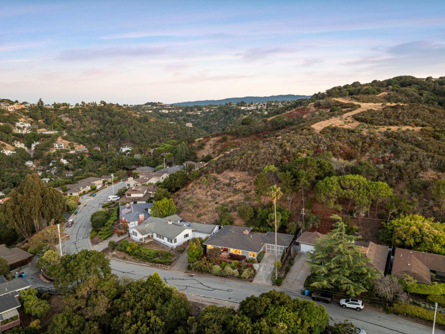 912 Viewridge DR