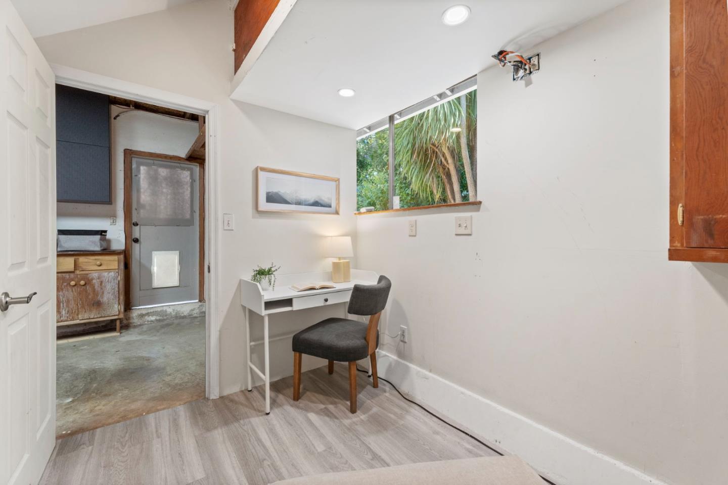 912 Viewridge DR