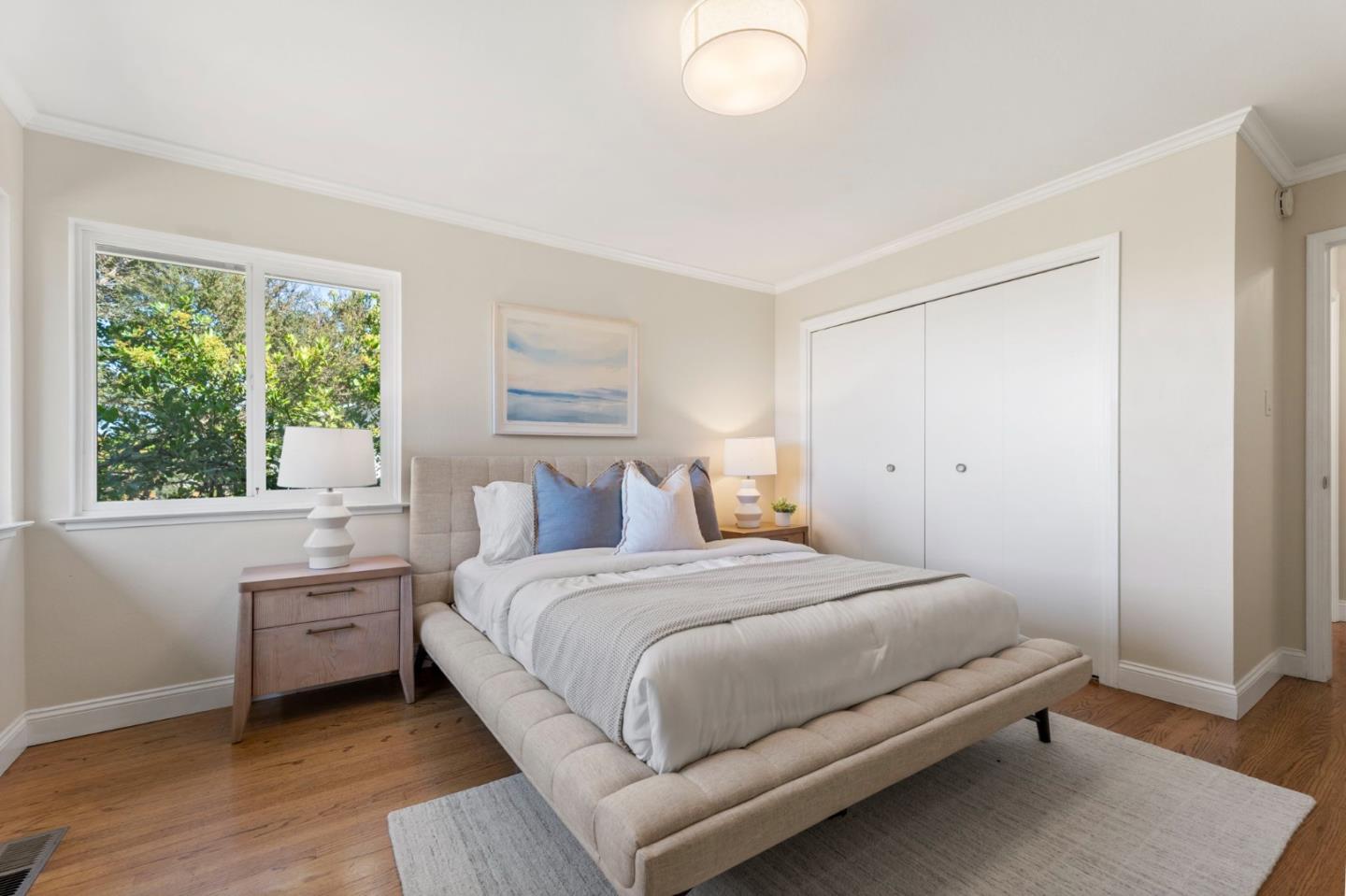 912 Viewridge DR