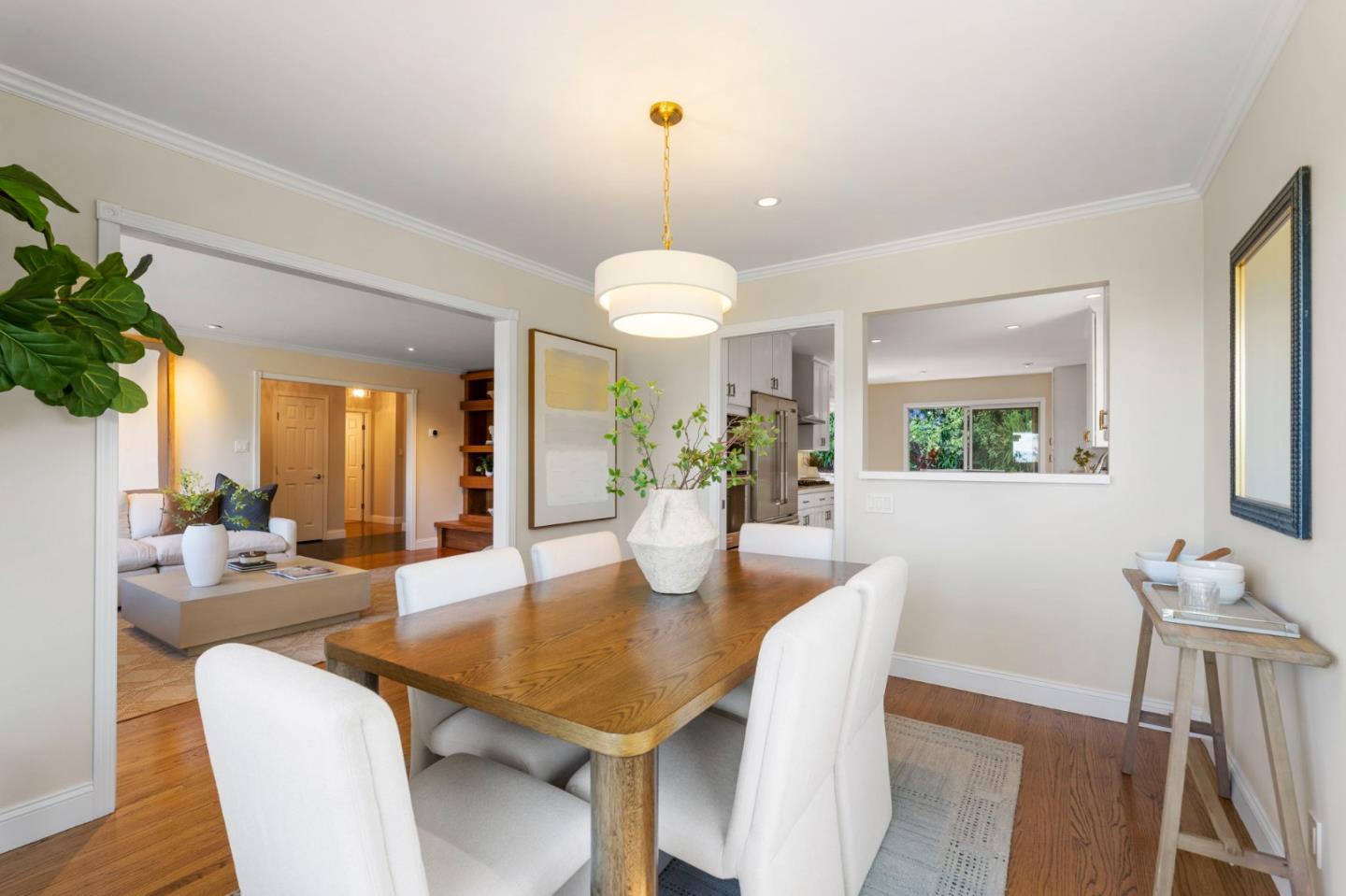 912 Viewridge DR