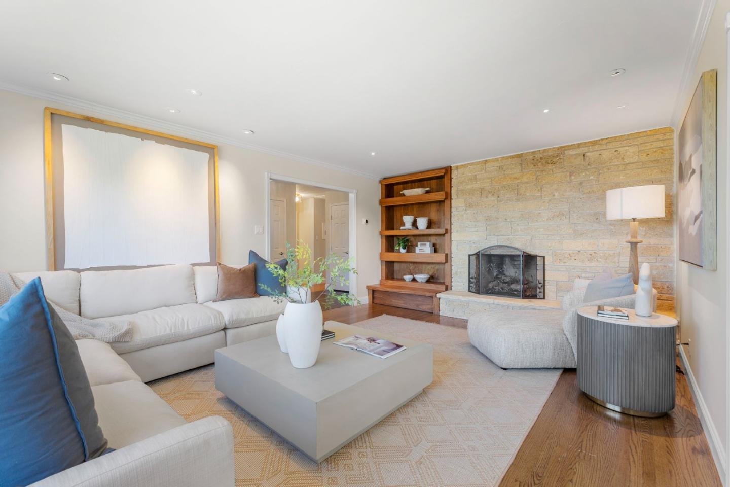 912 Viewridge DR