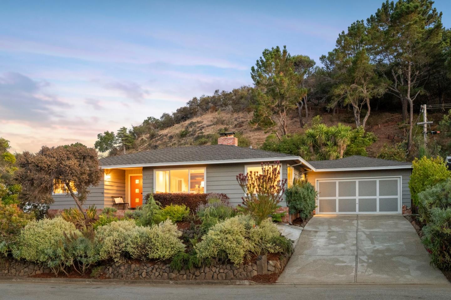 912 Viewridge DR