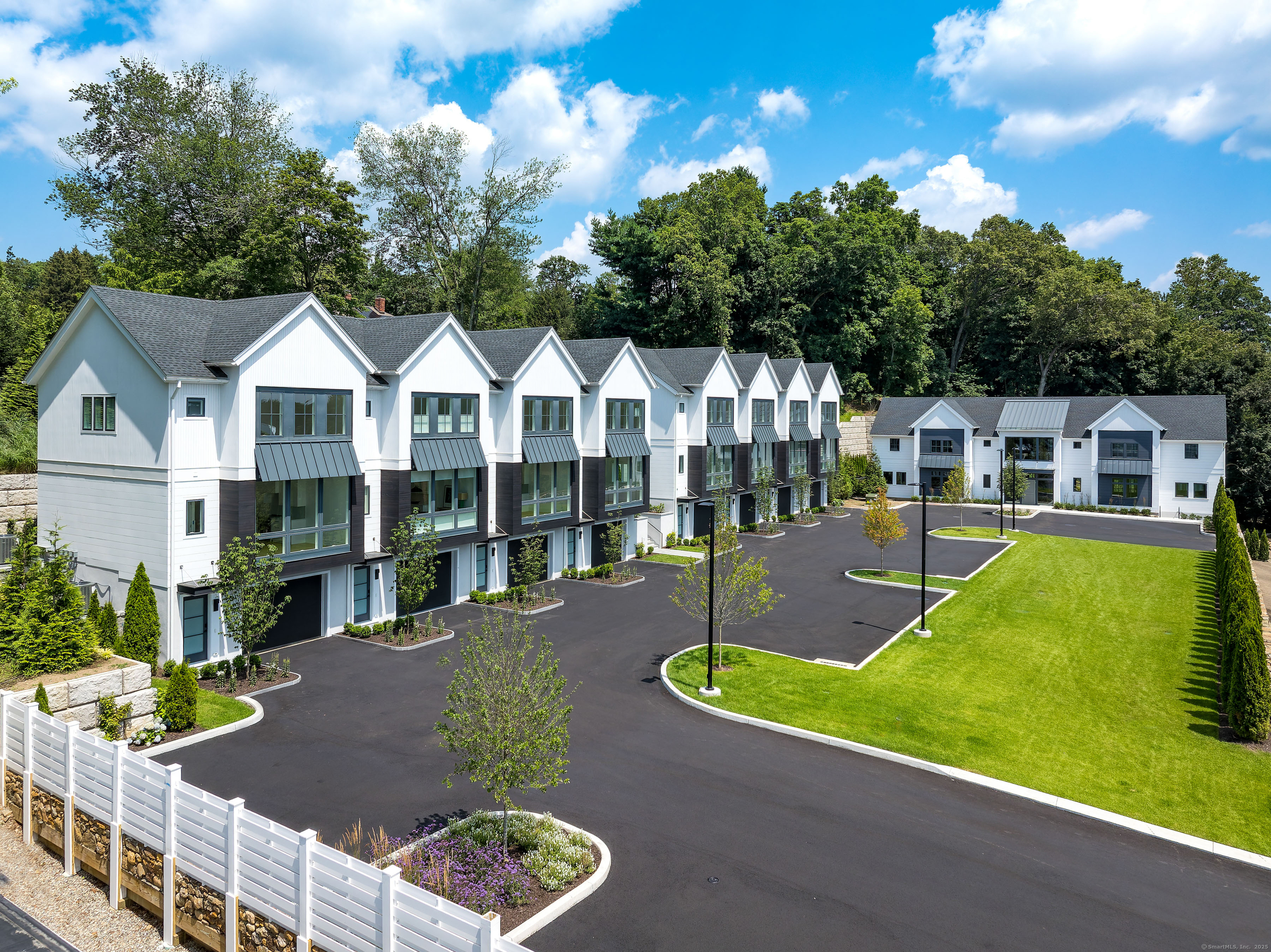 785 Post Road East Unit: 202