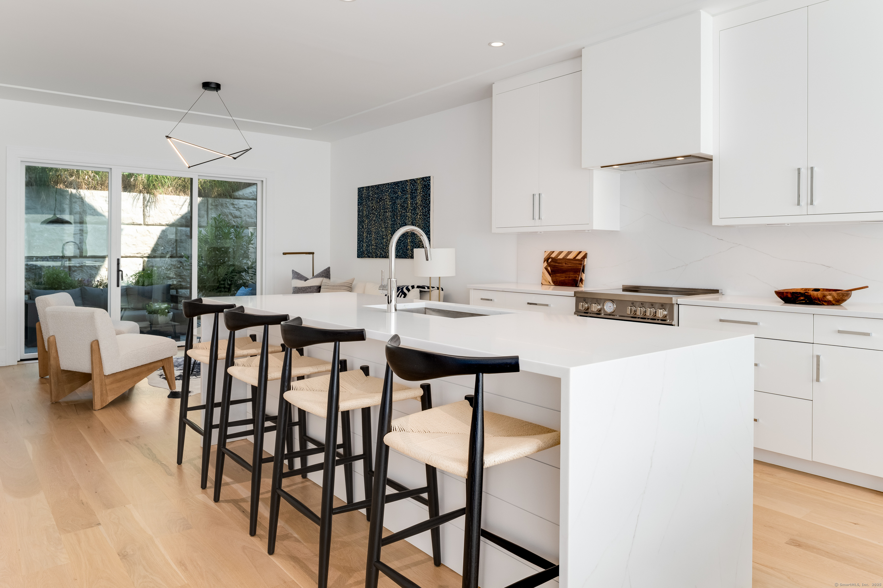 783 Post Road East Unit: 201