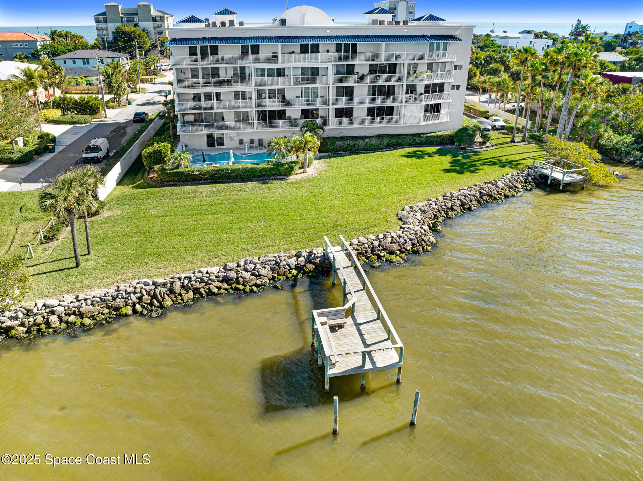 210 24th Street, 301