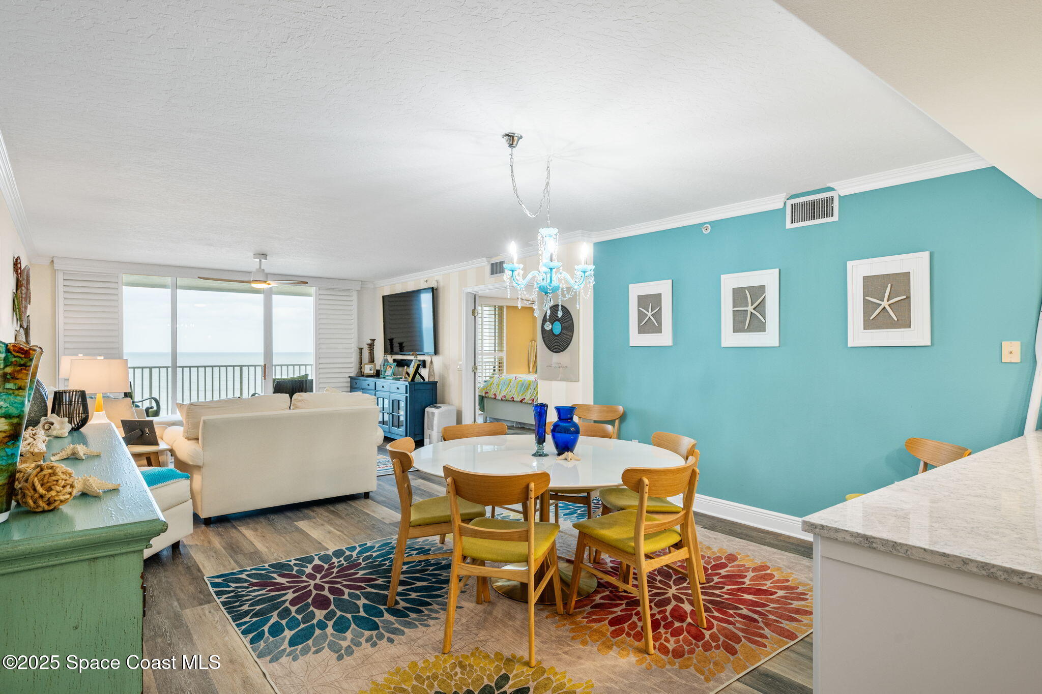 301 N Atlantic Avenue, 802
