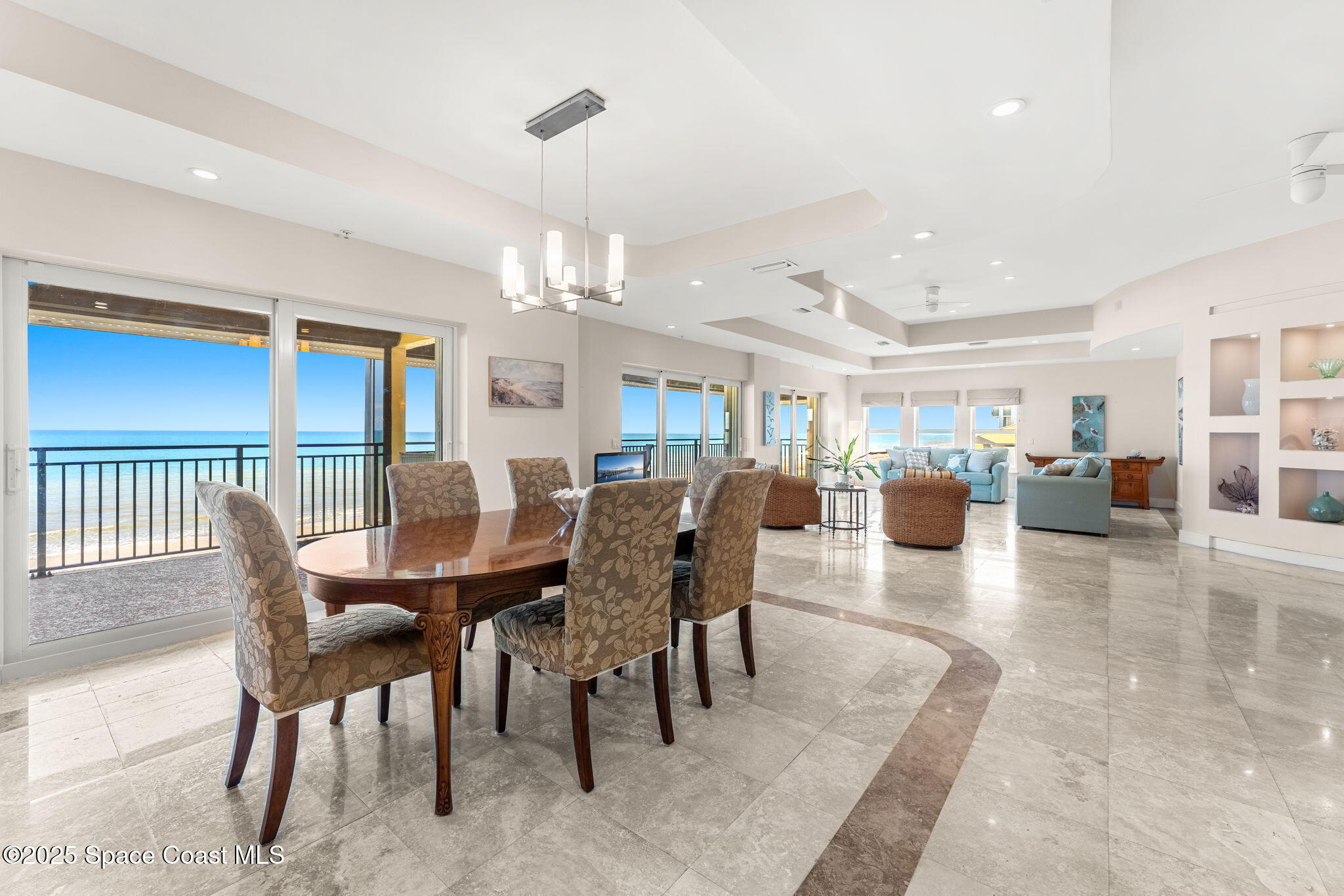 2375 S Atlantic Avenue, 601