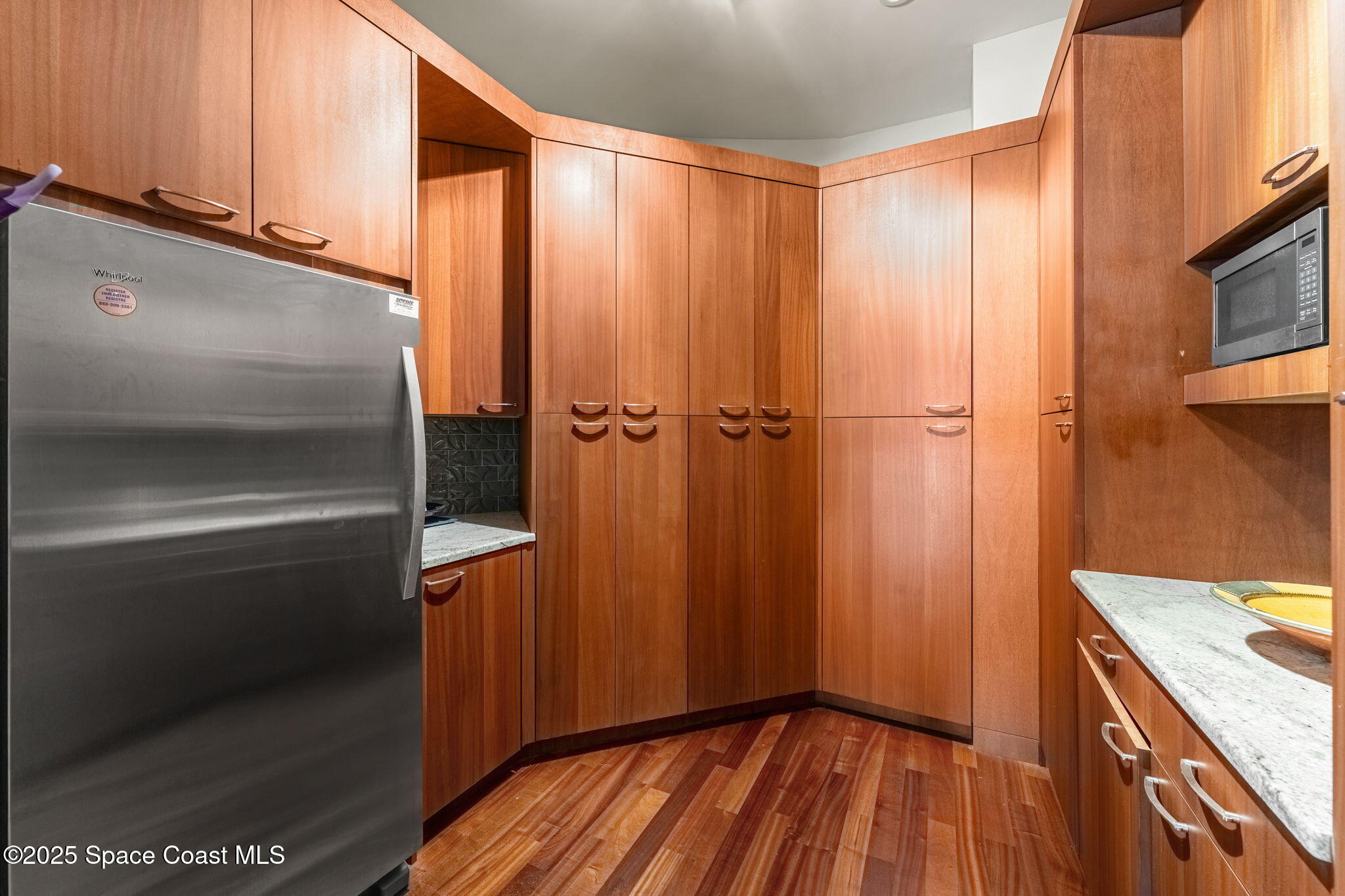 2375 S Atlantic Avenue, 601