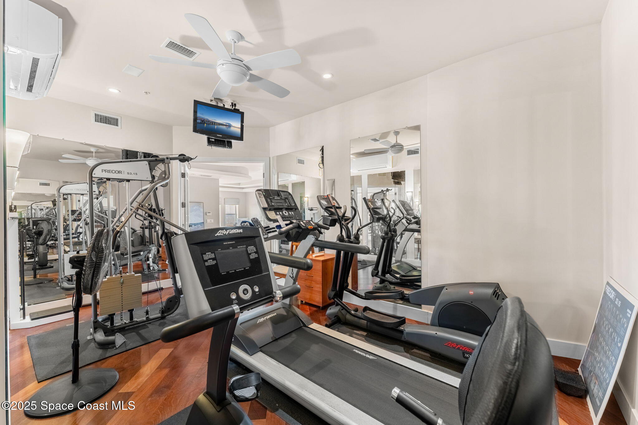 2375 S Atlantic Avenue, 601