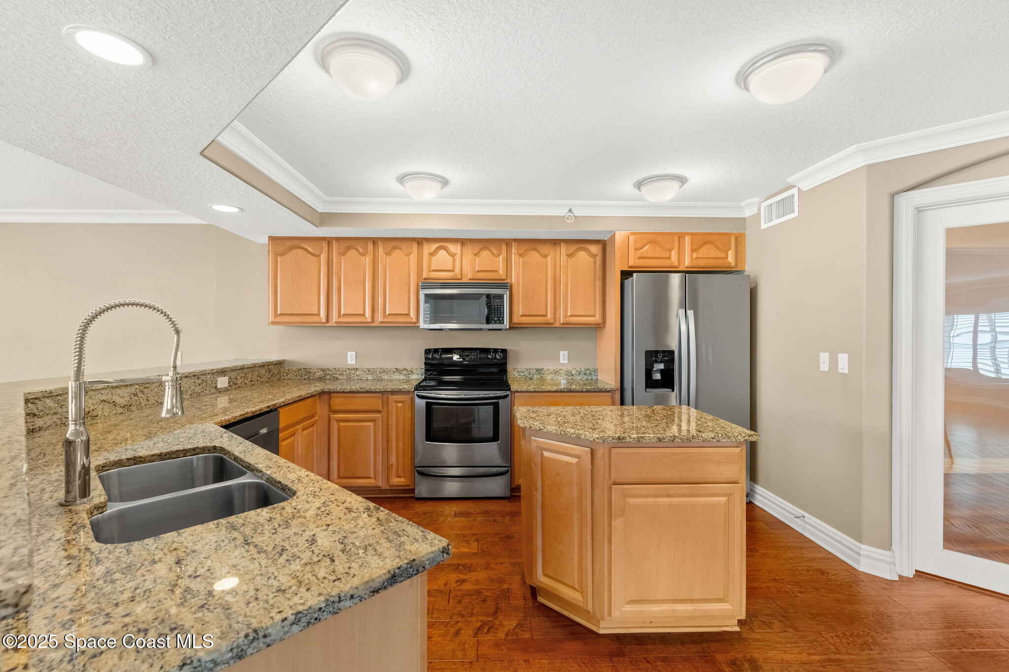 210 24th Street, 201, Cocoa Beach Unit: 201