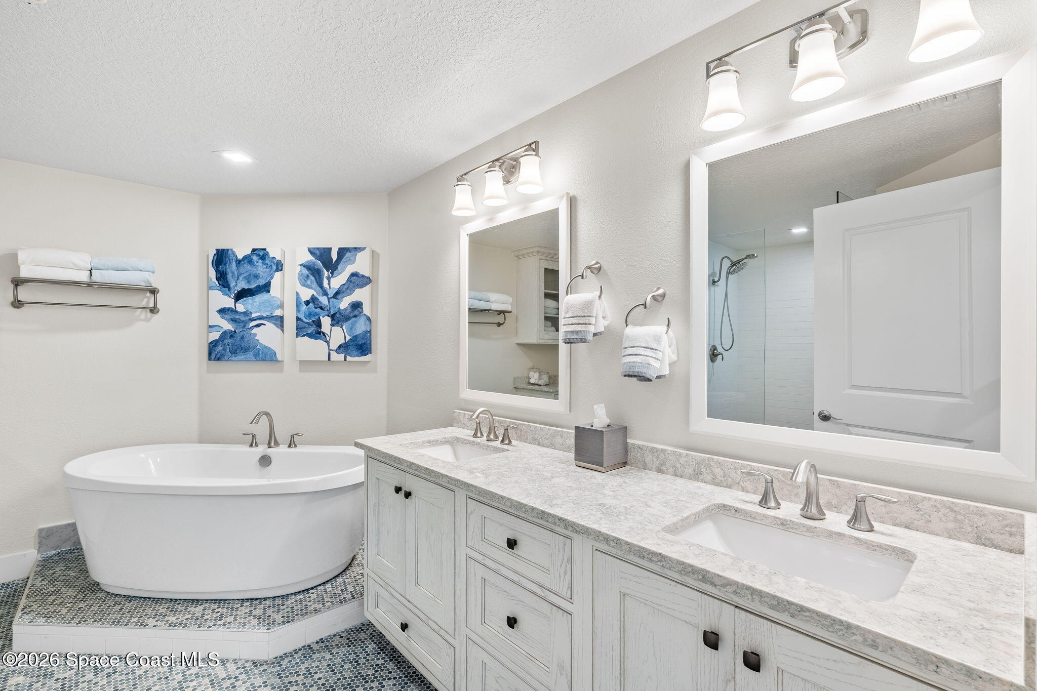 6015 Turtle Beach Lane 202