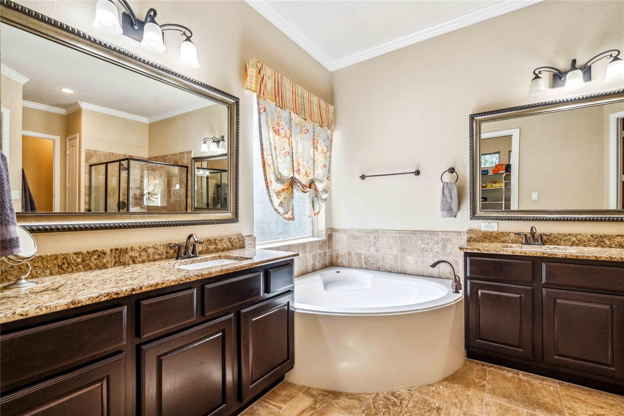 315 Kinderwood Trail