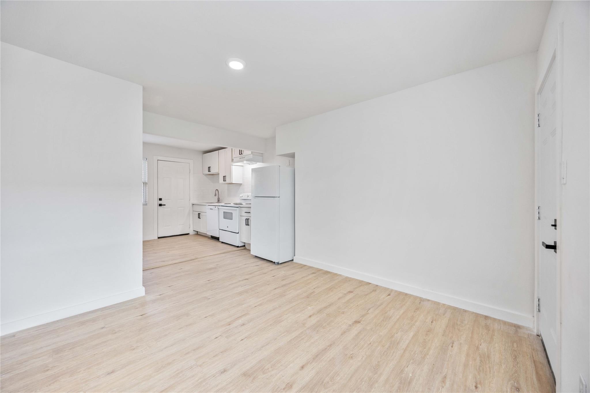 6811 Del Rio Street Apt 14, Houston Unit: Apt 14