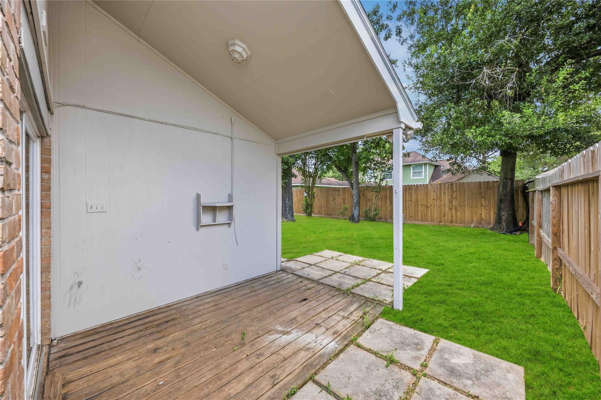 1002 Oxborough Drive